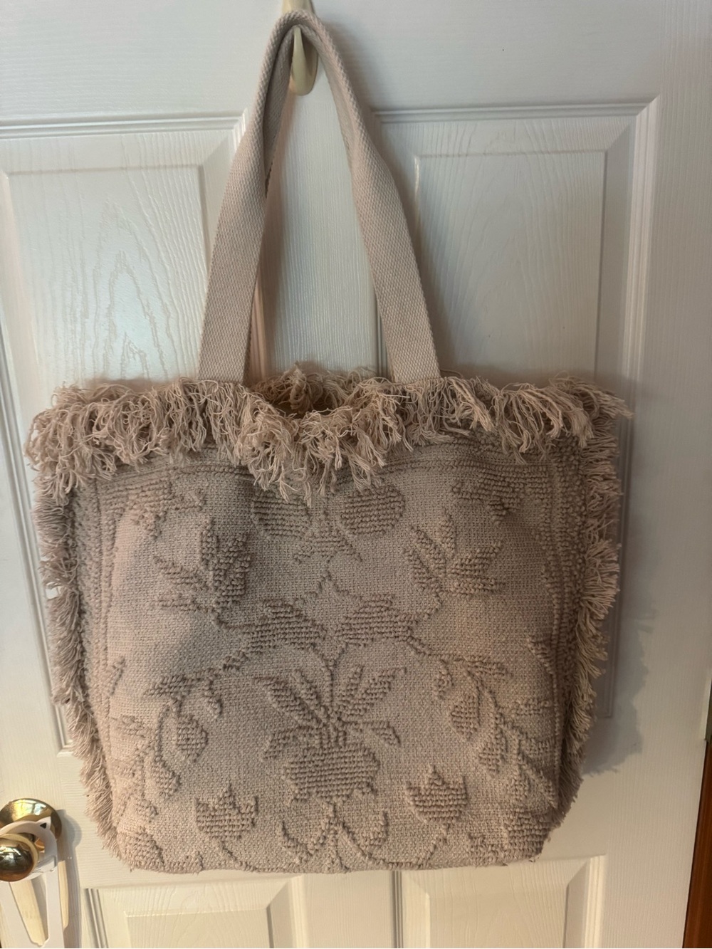 Shiraleah Chicago Textured Fringe Tote
